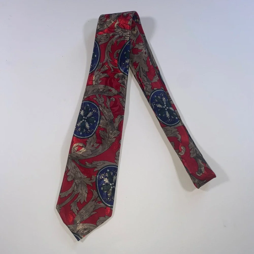 Envoy Mens Baroque Medallion Necktie Red Gold Navy‎ Blue Ornate Made in USA